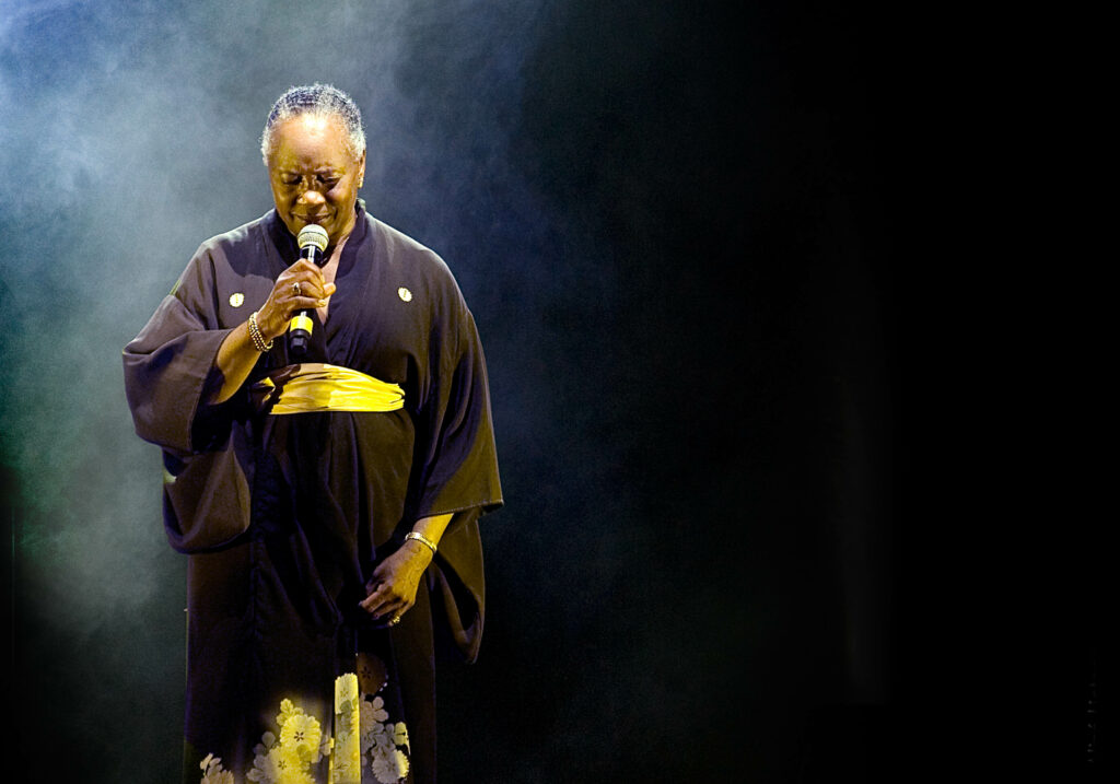 Photographe, nouveau-né, famille, grossesse, entreprise, immobilier, mariage, couple, engagement, baptême, France, nouvelle-aquitaine, pays-basque, les landes, saint-paul-lès-dax, Antilles, Martinique, Guadeloupe, Alizé Lietaer