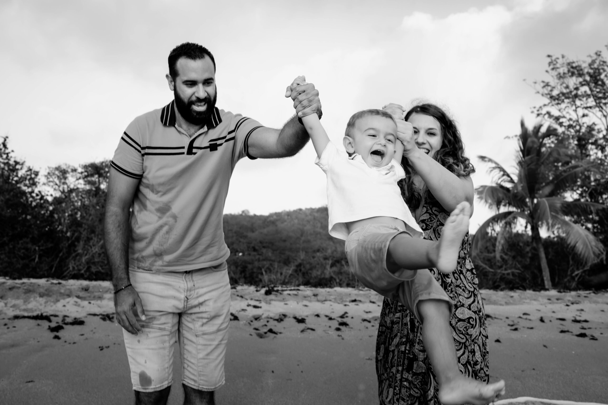 Photographe, nouveau-né, famille, grossesse, entreprise, immobilier, mariage, couple, engagement, baptême, France, nouvelle-aquitaine, pays-basque, les landes, saint-paul-lès-dax, Antilles, Martinique, Guadeloupe, Alizé Lietaer