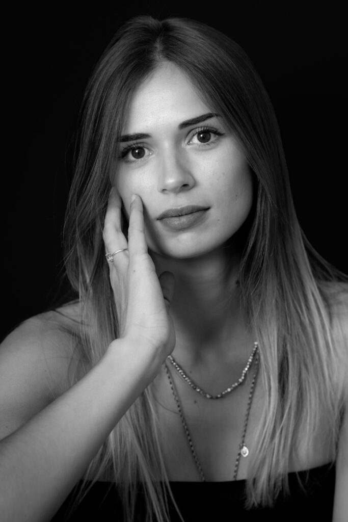 Portrait d'art, noir et blanc, Alizé Lietaer photographe, landes, saint-paul-lès-dax, Dax, portrait