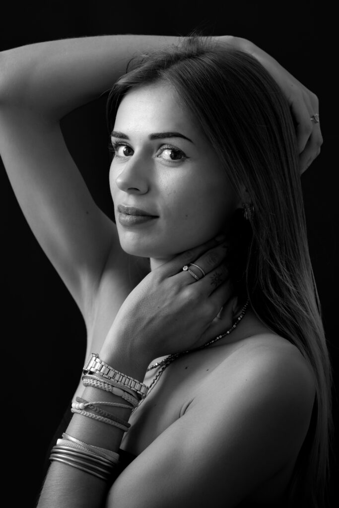 Portrait d'art, noir et blanc, Alizé Lietaer photographe, landes, saint-paul-lès-dax, Dax, portrait