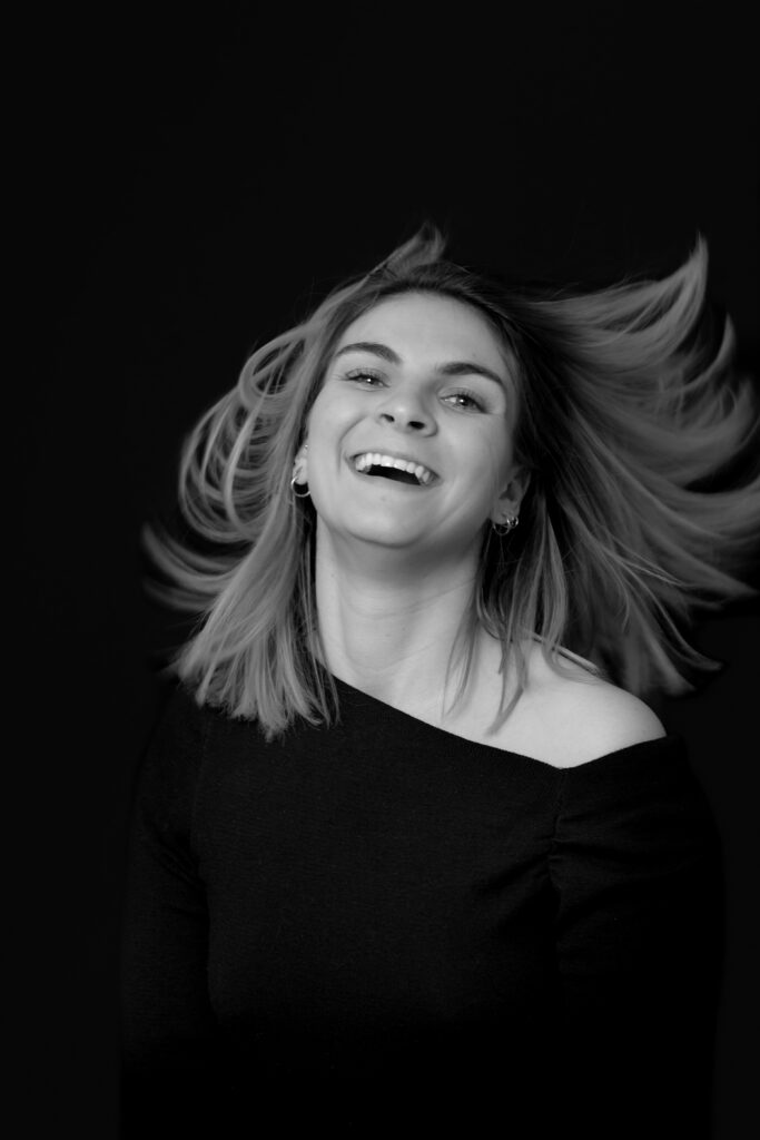 Portrait d'art, noir et blanc, Alizé Lietaer photographe, landes, saint-paul-lès-dax, Dax, portrait